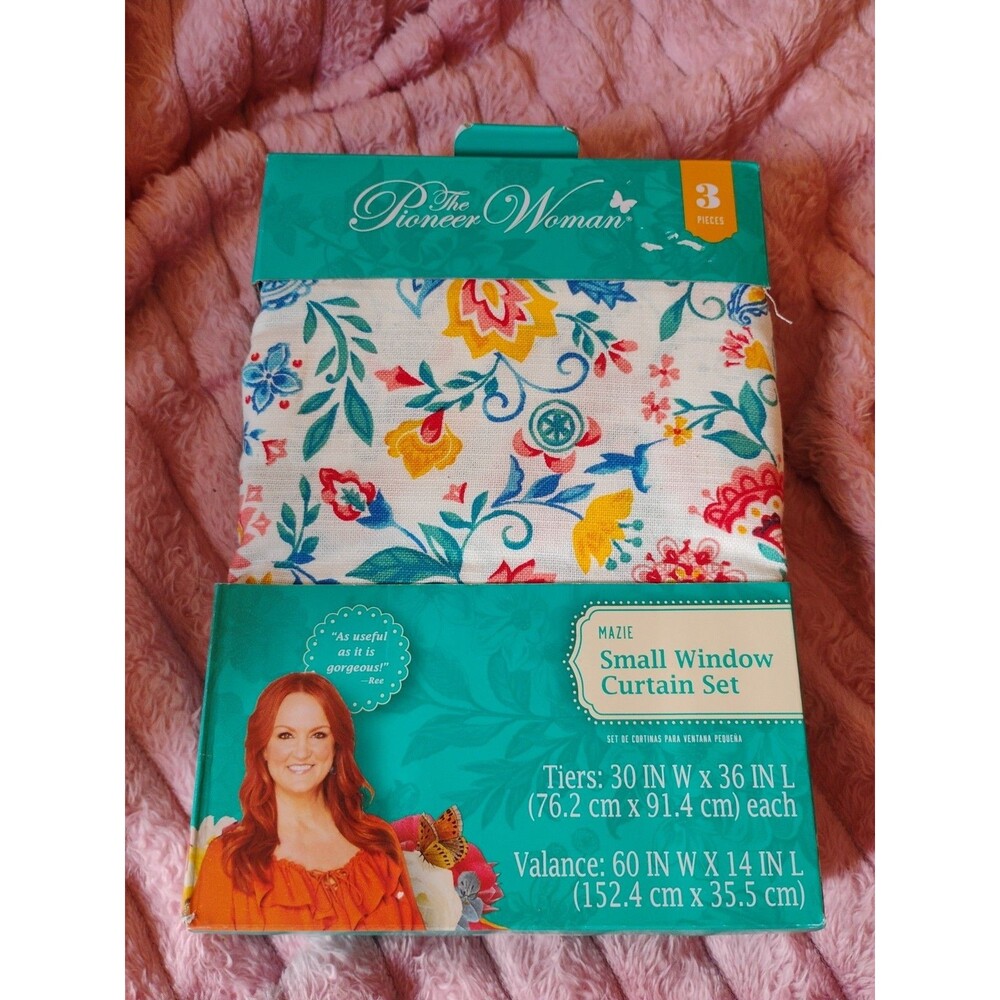 Pioneer Woman Floral Mazie Small Curtain & Valance 3 Piece Set New. P6